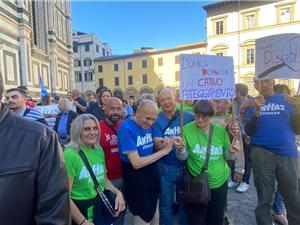 Contatti                                                                                                                                                                                                                                                       