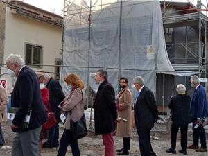 Contatti                                                                                                                                                                                                                                                       